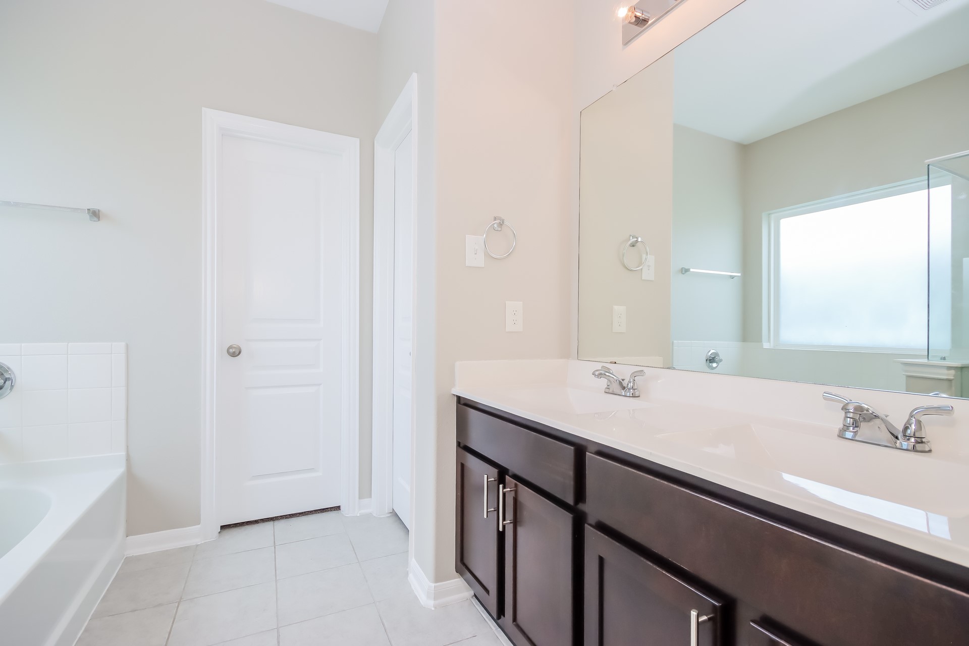10002 Chase Court Baytown, TX 77521 - Photo 12 of 15
