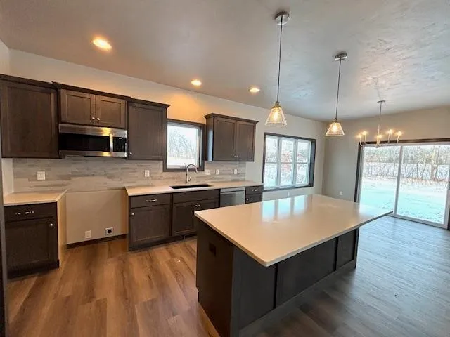 $499,900 | N8018 Blue Heron Circle, Sherwood, WI 54169