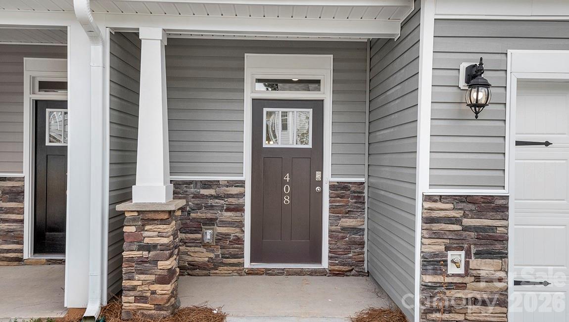 380 Creekview Road Hendersonville, NC 28792 - Photo 4 of 23