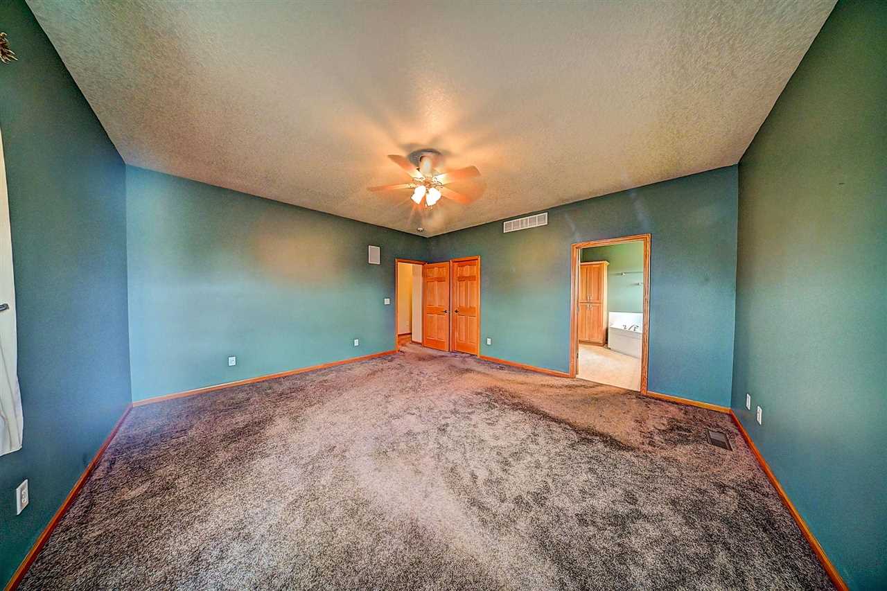 1290 Elder Ridge Road West Liberty, IA 52776 - Photo 16 of 45 Gallery Image 16