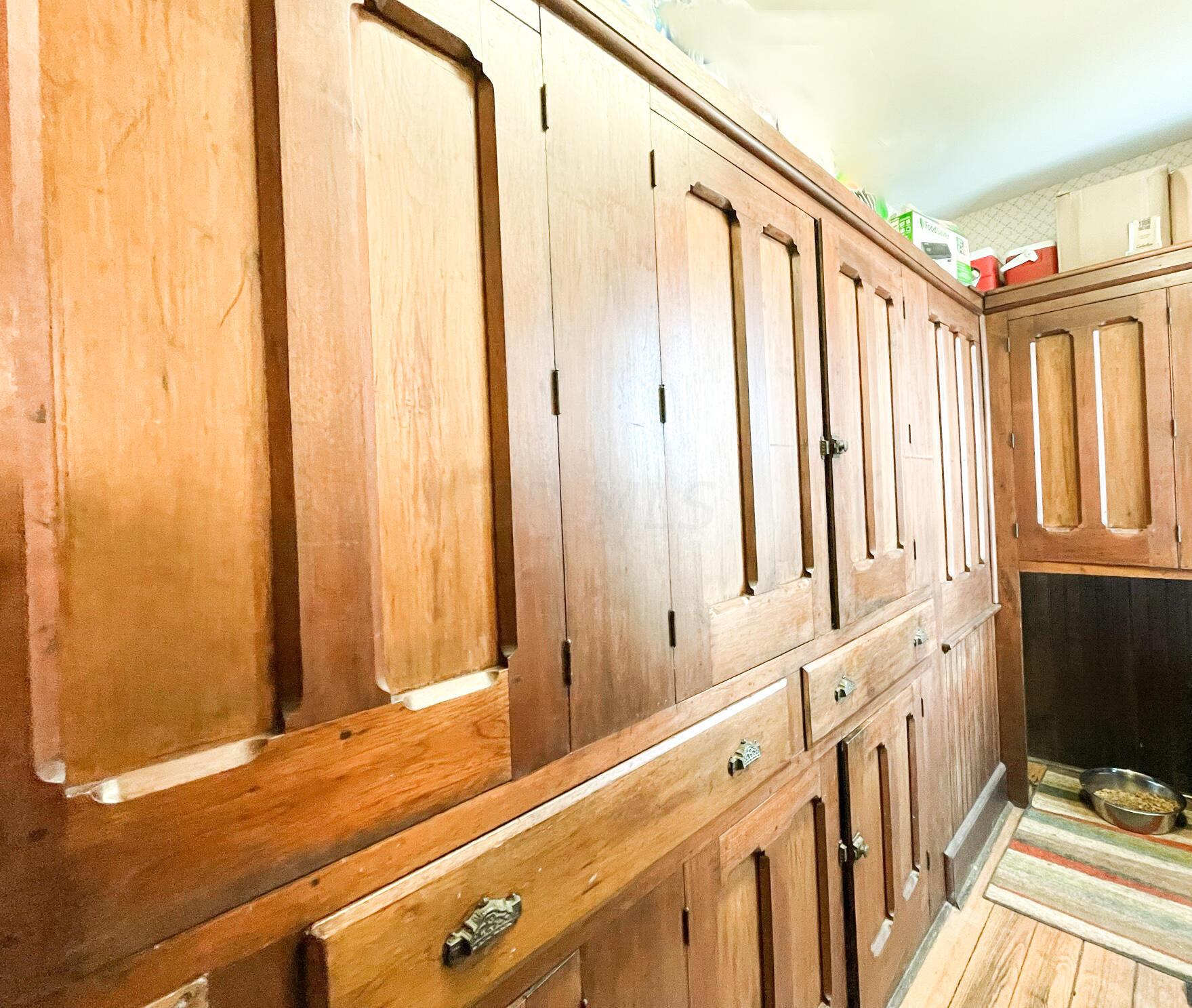 11905 Beckley Road Mount Vernon, OH 43050 - Photo 6 of 34 Tons of Storage off Kitchen