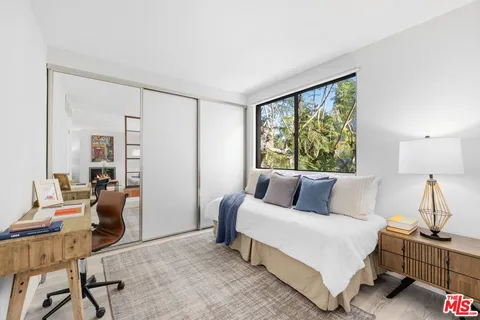 $675,000 | 10966 Rochester Avenue, Unit 3F, Los Angeles, CA 90024
