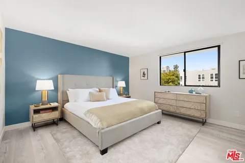 $675,000 | 10966 Rochester Avenue, Unit 3F, Los Angeles, CA 90024