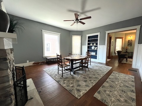 606 North Center Street Clinton, IL 61727 - Photo 11 of 33