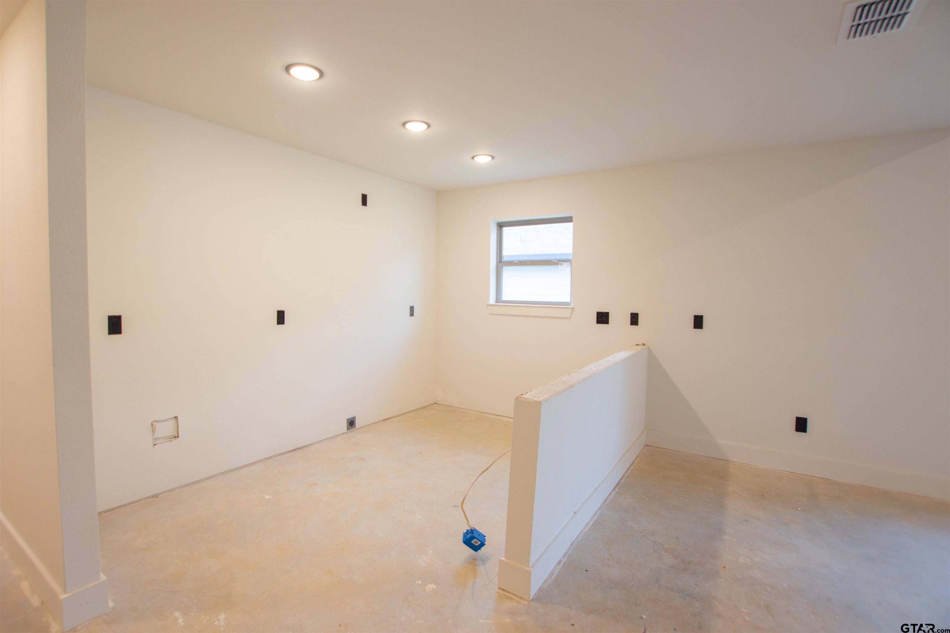 1116 Park Street Tyler, TX 75702 - Photo 5 of 26