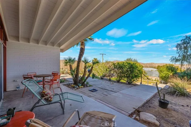 $395,000 | 61464 Adobe Drive, Joshua Tree, CA 92252