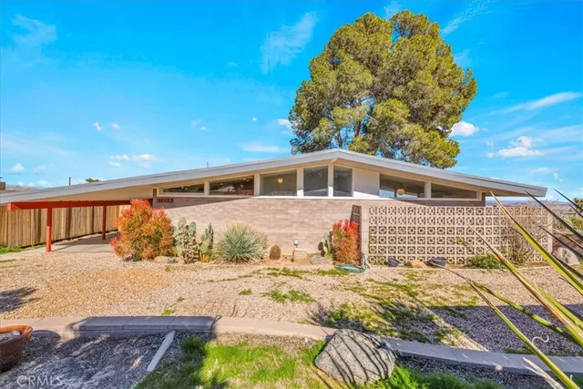 $395,000 | 61464 Adobe Drive, Joshua Tree, CA 92252