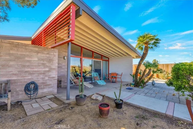 $395,000 | 61464 Adobe Drive, Joshua Tree, CA 92252