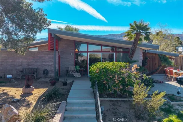 $395,000 | 61464 Adobe Drive, Joshua Tree, CA 92252