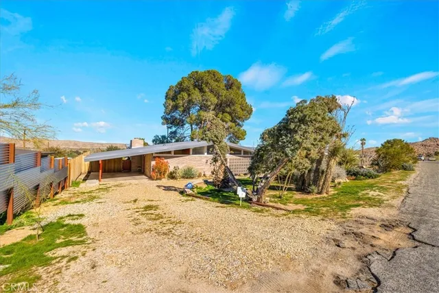 $395,000 | 61464 Adobe Drive, Joshua Tree, CA 92252