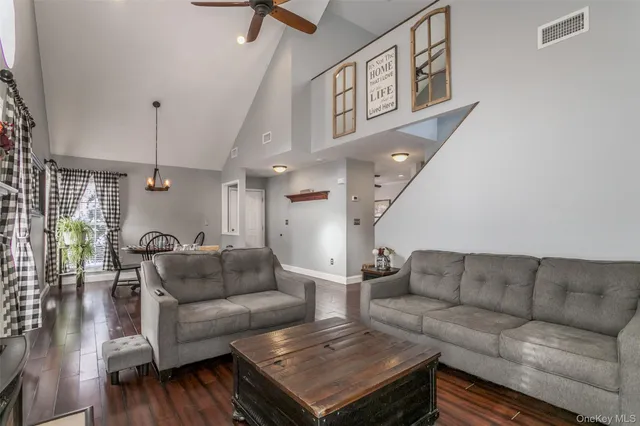 $529,000 | 49 Olde Wagon Road, Warwick, NY 10990