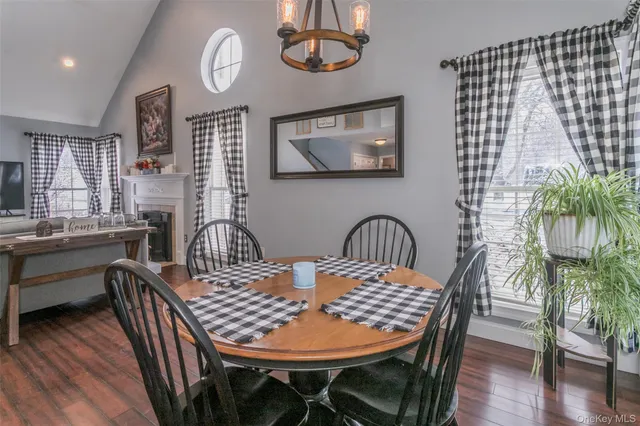 $529,000 | 49 Olde Wagon Road, Warwick, NY 10990