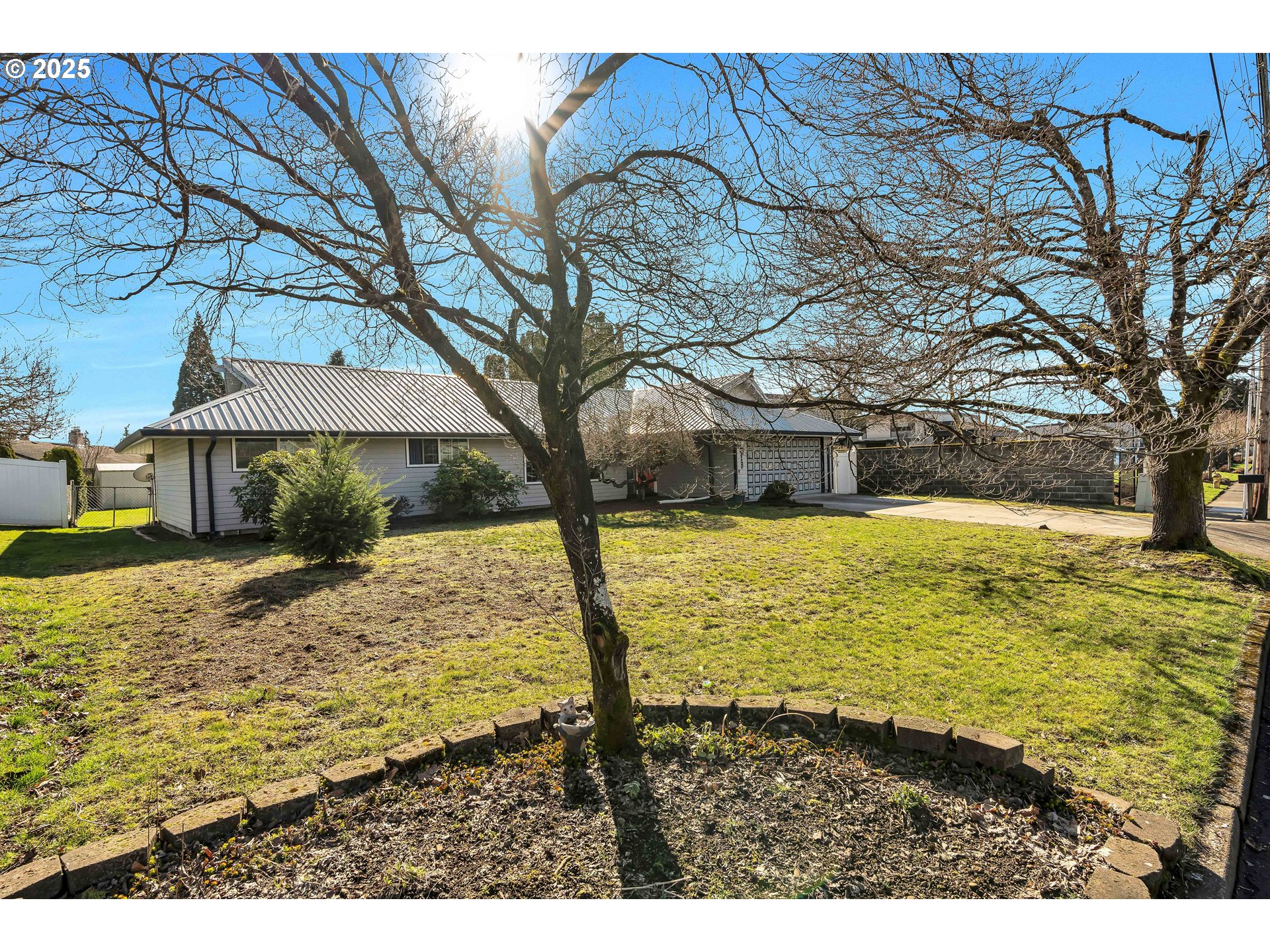 11809 Southeast 7th Street Vancouver, WA 98683 - Photo 2 of 34