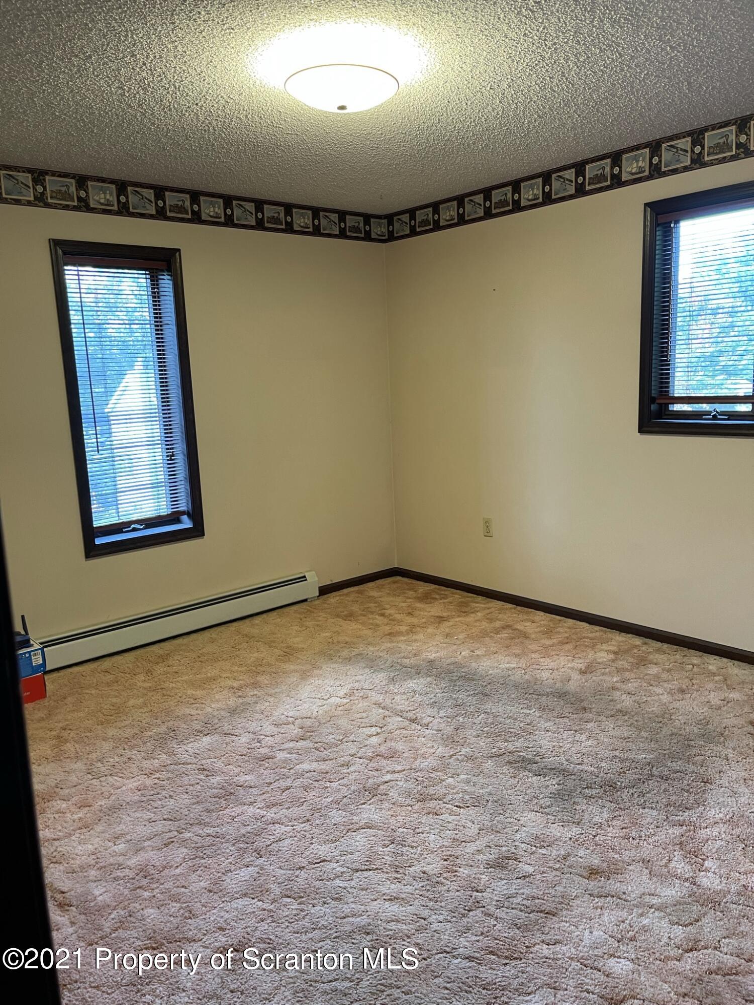 207 Willow Road Dalton, PA 18414 - Photo 16 of 25 Gallery Image 16