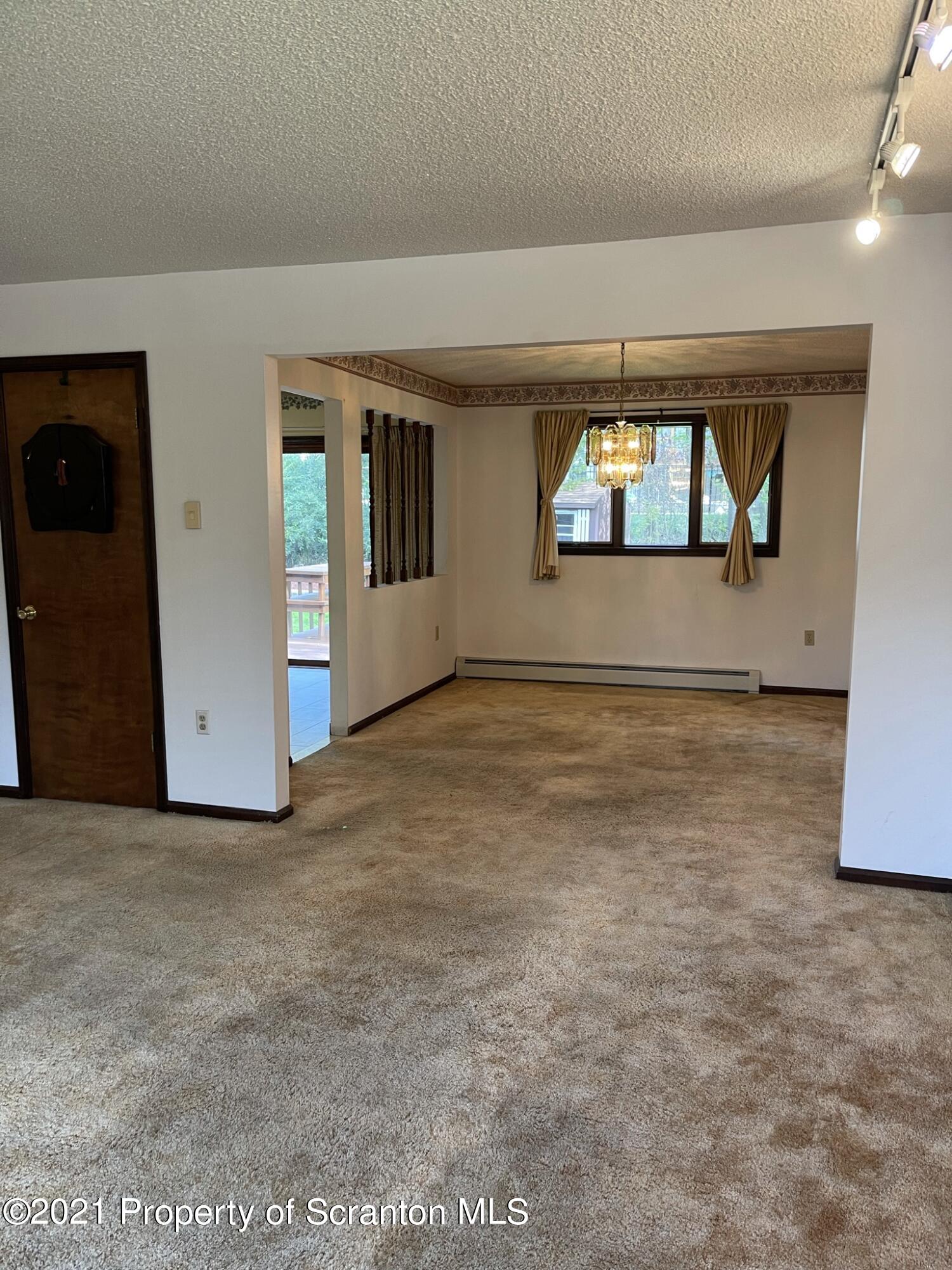 207 Willow Road Dalton, PA 18414 - Photo 6 of 25 Gallery Image 6
