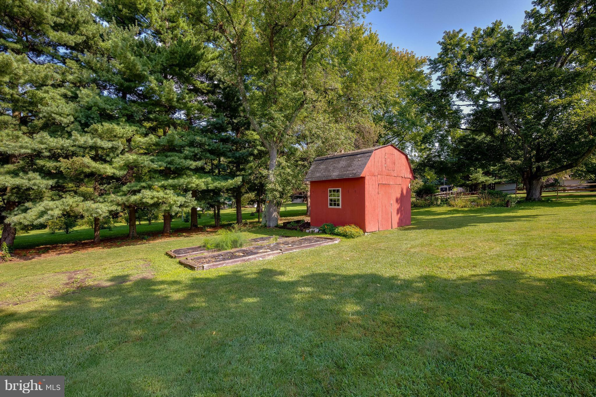 2305 Darlene Road Hampstead, MD 21074 - Photo 25 of 26 Storage shed for gardening or lawn tools