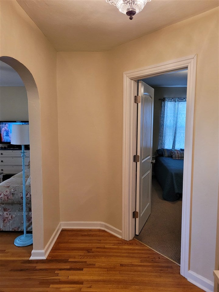 1010 Locust Street Perry, OK 73077 - Photo 9 of 21 Gallery Image 9