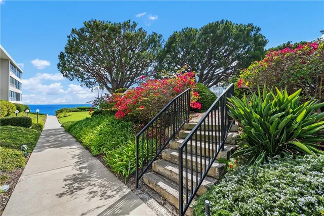 $798,000 | 32679 Seagate Drive, Unit H, Rancho Palos Verdes, CA 90275