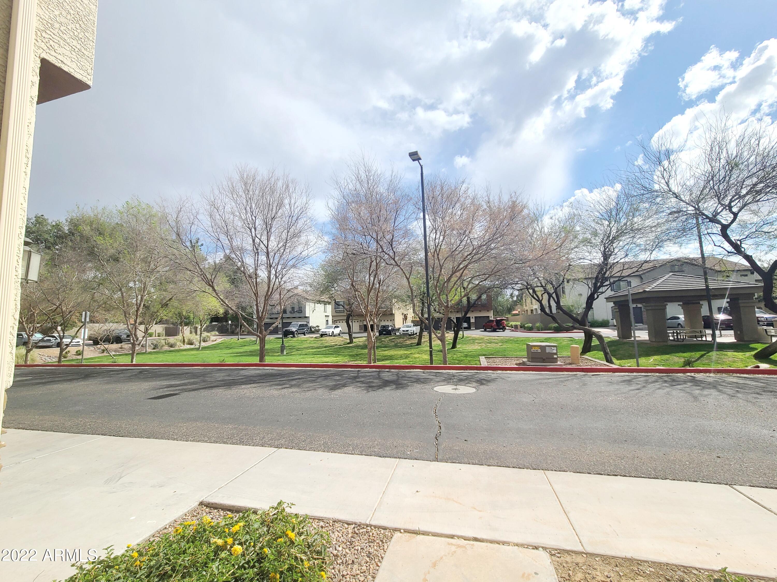 2727 North Price Road, Unit 58 Chandler, AZ 85224 - Photo 4 of 27 20220320_143655