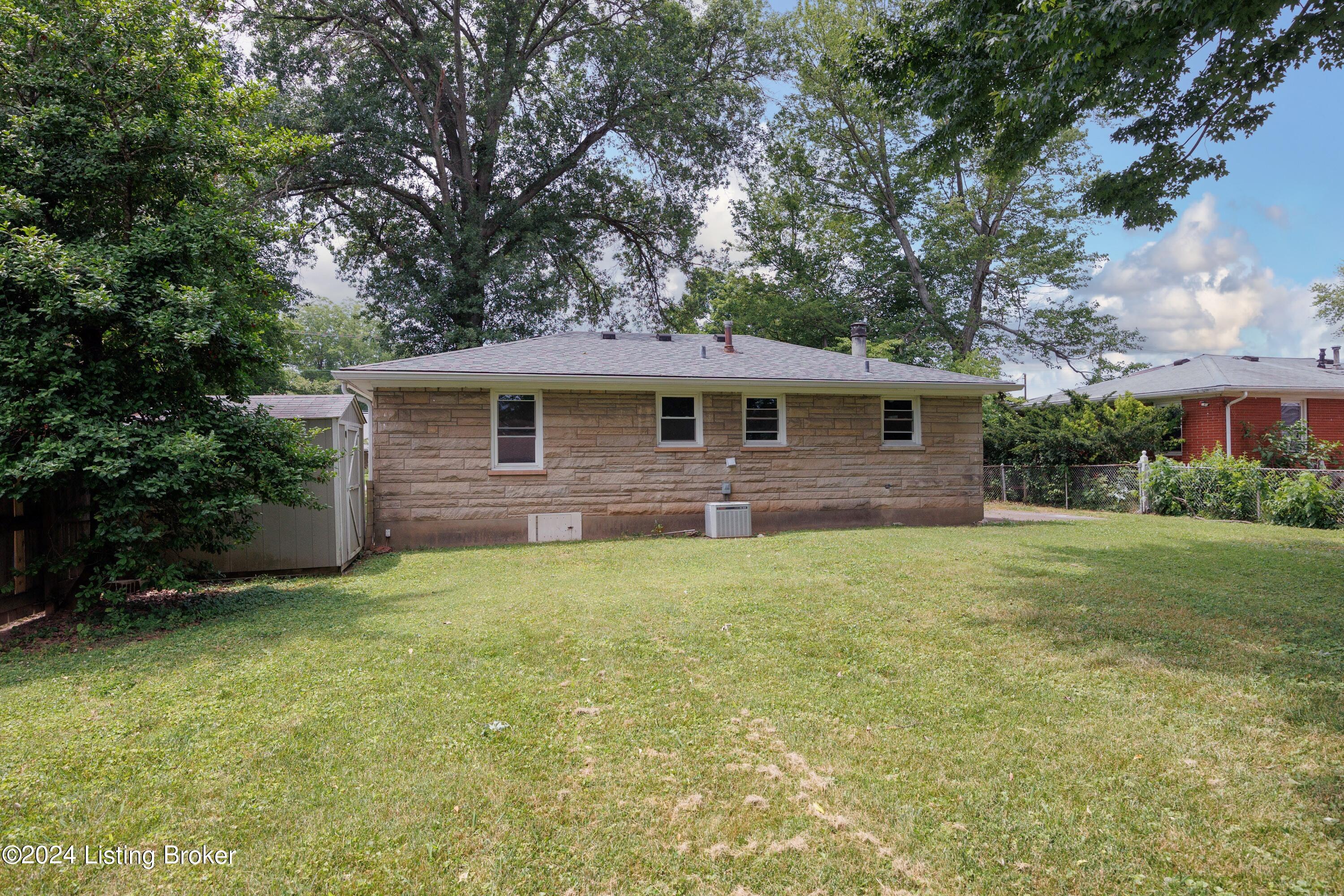 7815 Terry Road Louisville, KY 40258 - Photo 28 of 31 028