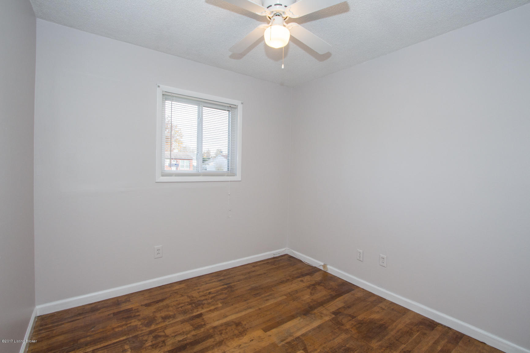 9106 New Maple Road Louisville, KY 40229 - Photo 17 of 48 JThomas Photography-9106 Maple-6
