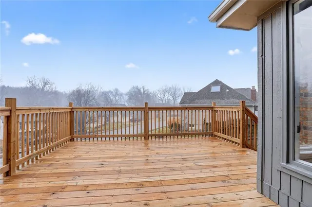 $425,000 | 2300 Northeast 67 Terrace, Gladstone, MO 64118