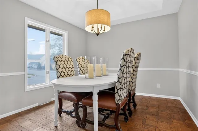 $425,000 | 2300 Northeast 67 Terrace, Gladstone, MO 64118