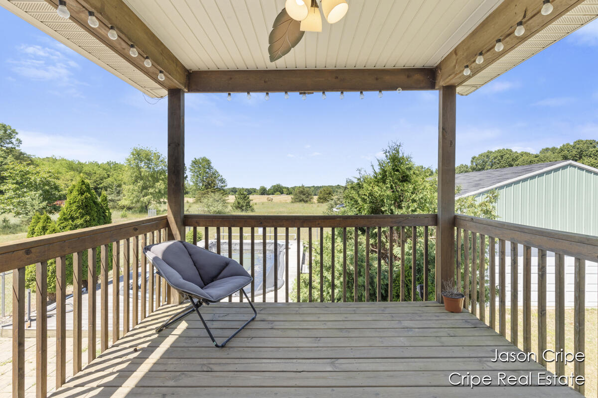 5953 Whites Bridge Road Belding, MI 48809 - Photo 10 of 22 IMG_1008