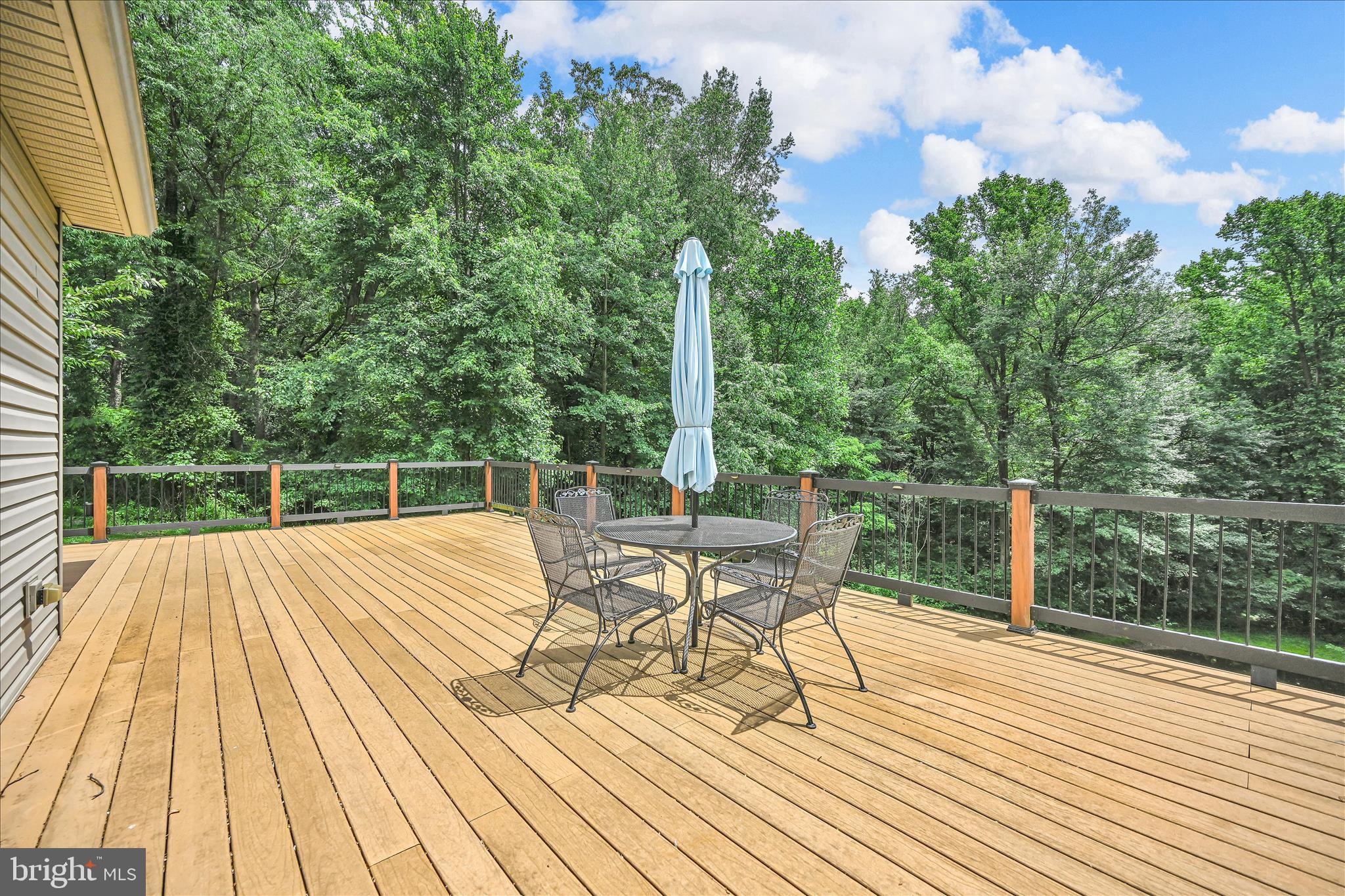110 Fox Road Palmyra, PA 17078 - Photo 19 of 61 Back Deck