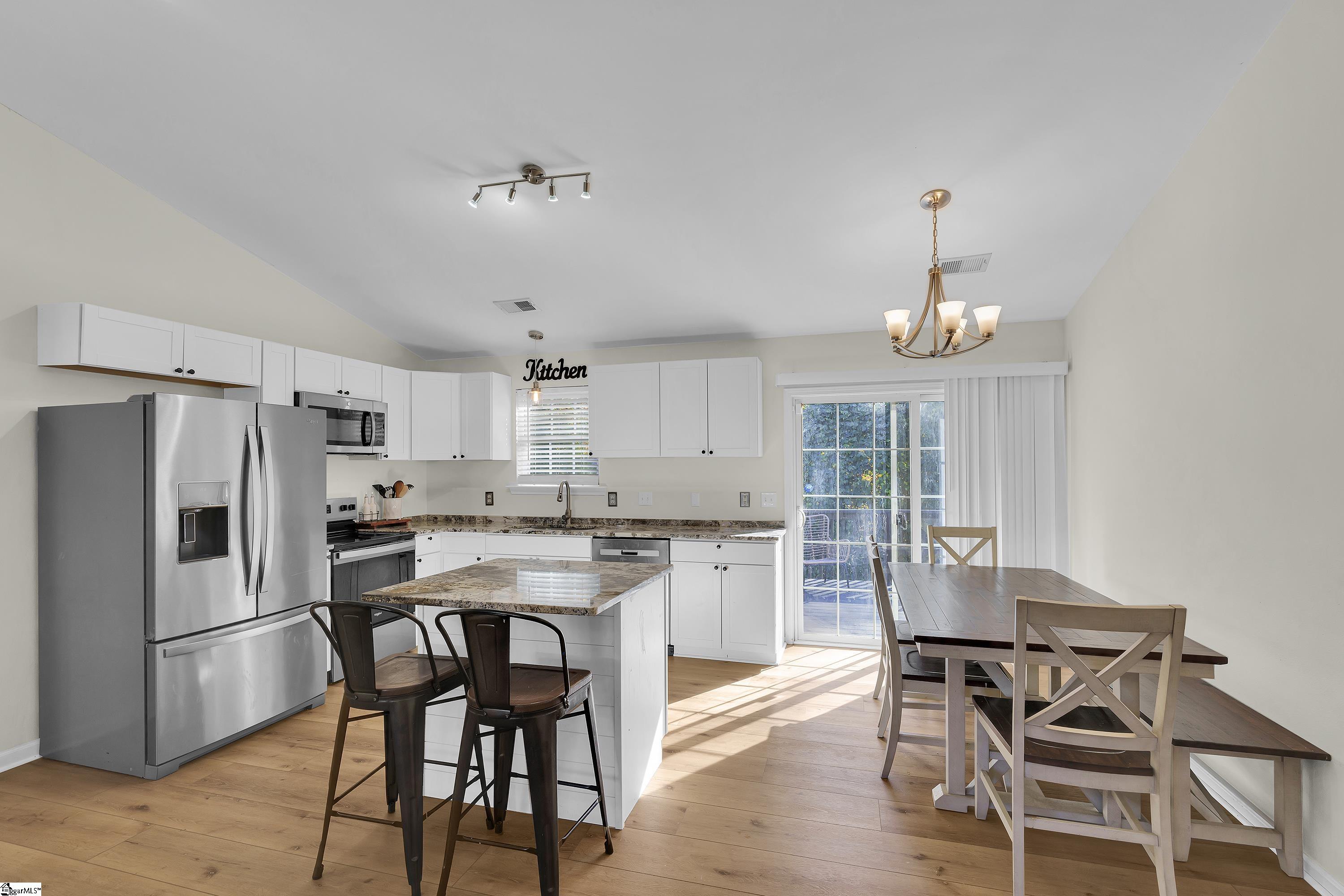 466 Pleasant Green Drive Inman, SC 29349 - Photo 2 of 20