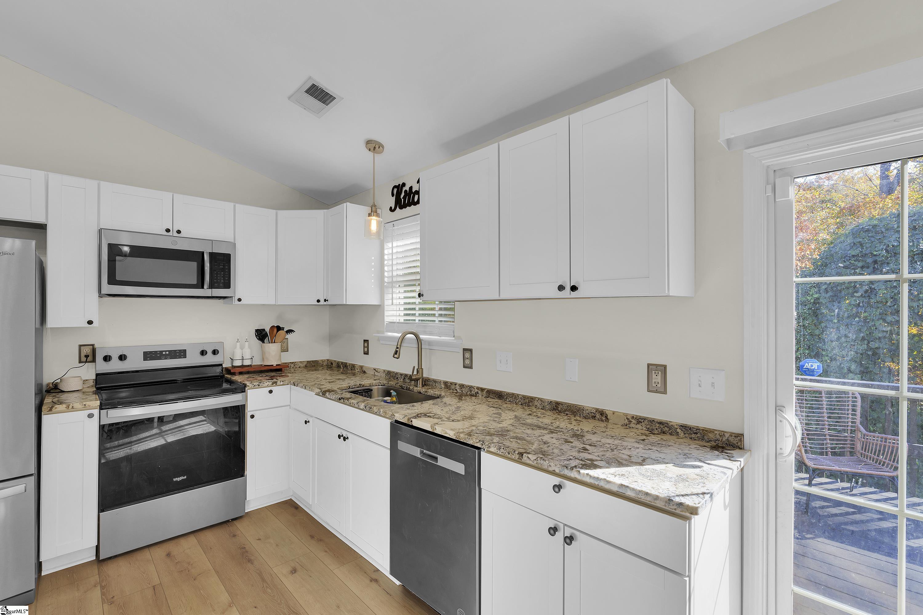 466 Pleasant Green Drive Inman, SC 29349 - Photo 5 of 20