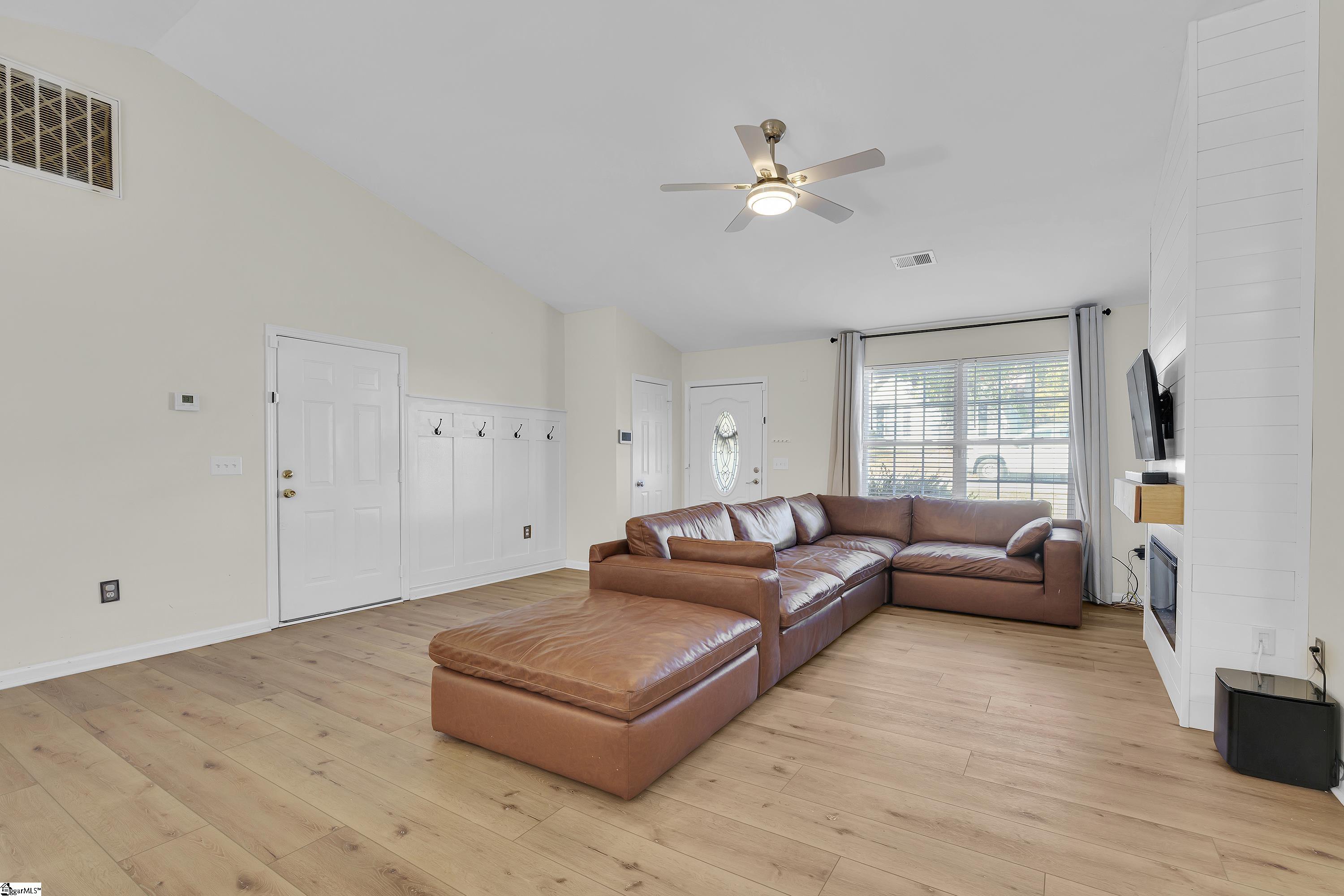 466 Pleasant Green Drive Inman, SC 29349 - Photo 7 of 20