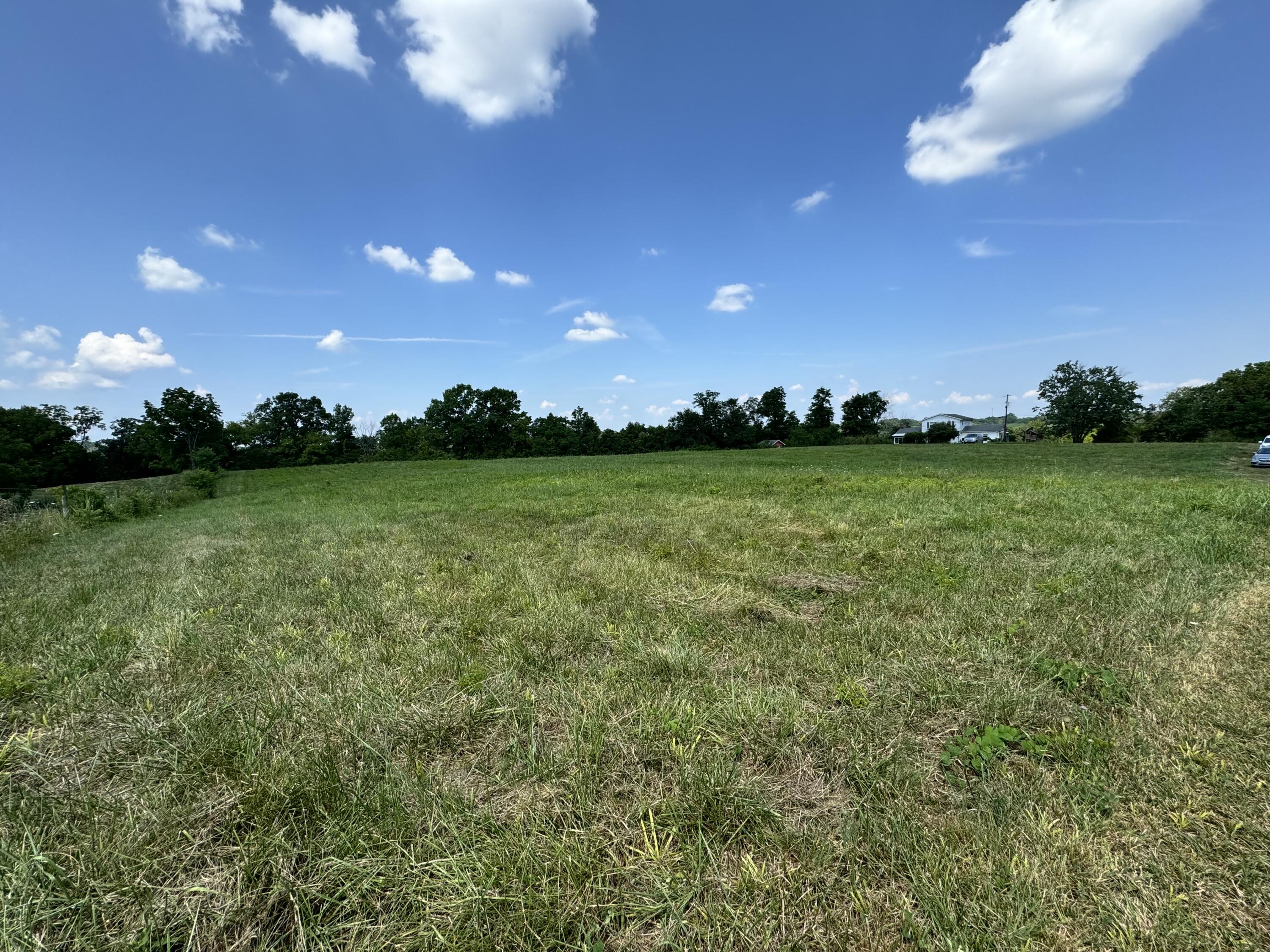 882 Richmond Road North Berea, KY 40403 - Photo 1 of 3 IMG_4911