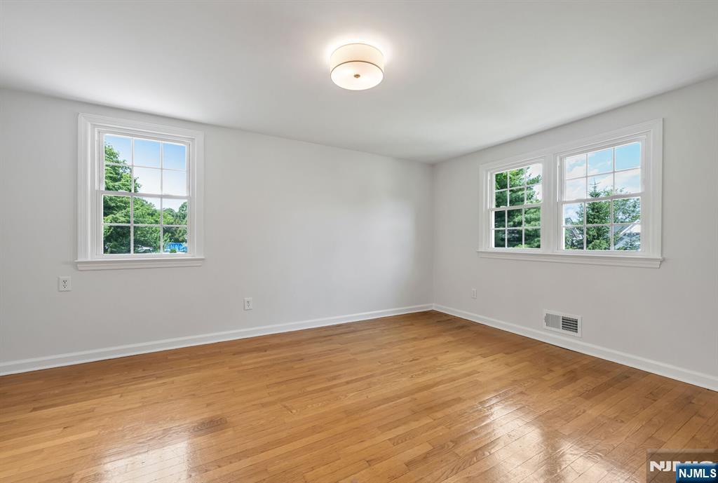 79 Highland Road Glen Rock, NJ 07452 - Photo 19 of 28