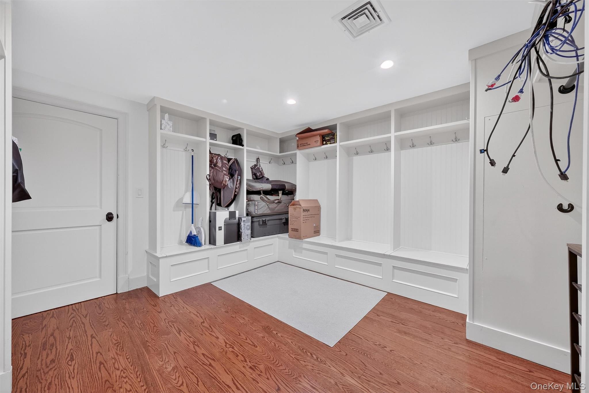 5 Stonehaven Road West Nyack, NY 10994 - Photo 30 of 50 a view of entryway