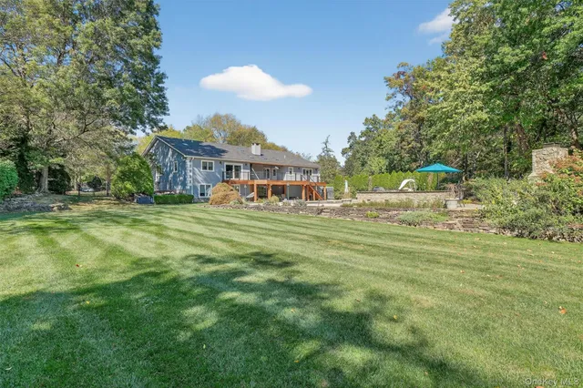 $1,799,000 | 5 Stonehaven Road, West Nyack, NY 10994