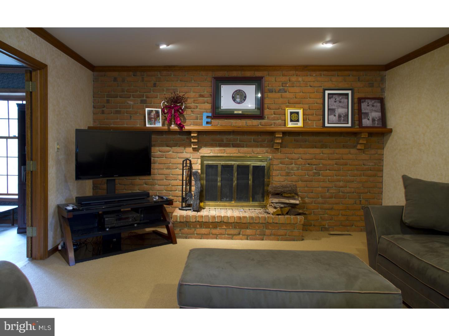 480 Hilltop Road Kutztown, PA 19530 - Photo 3 of 25