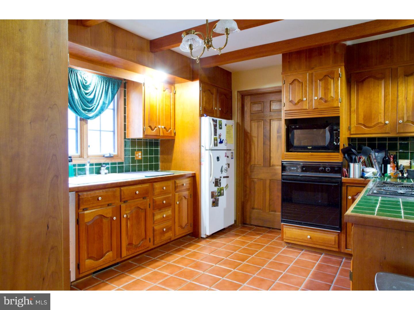 480 Hilltop Road Kutztown, PA 19530 - Photo 8 of 25