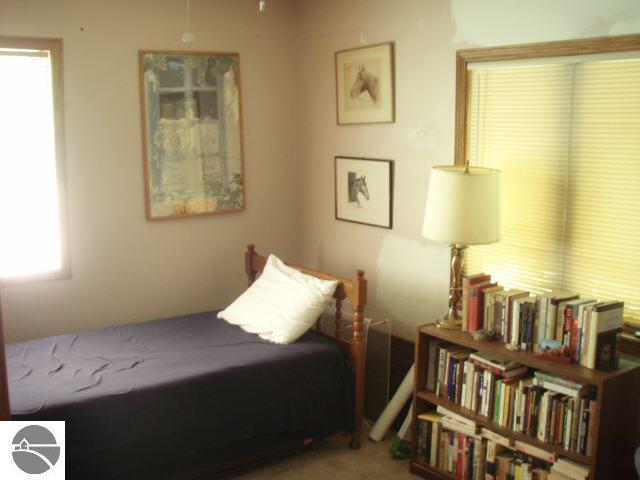 600 West Long Lake Road Traverse City, MI 49685 - Photo 13 of 14 1706522-12.JPG