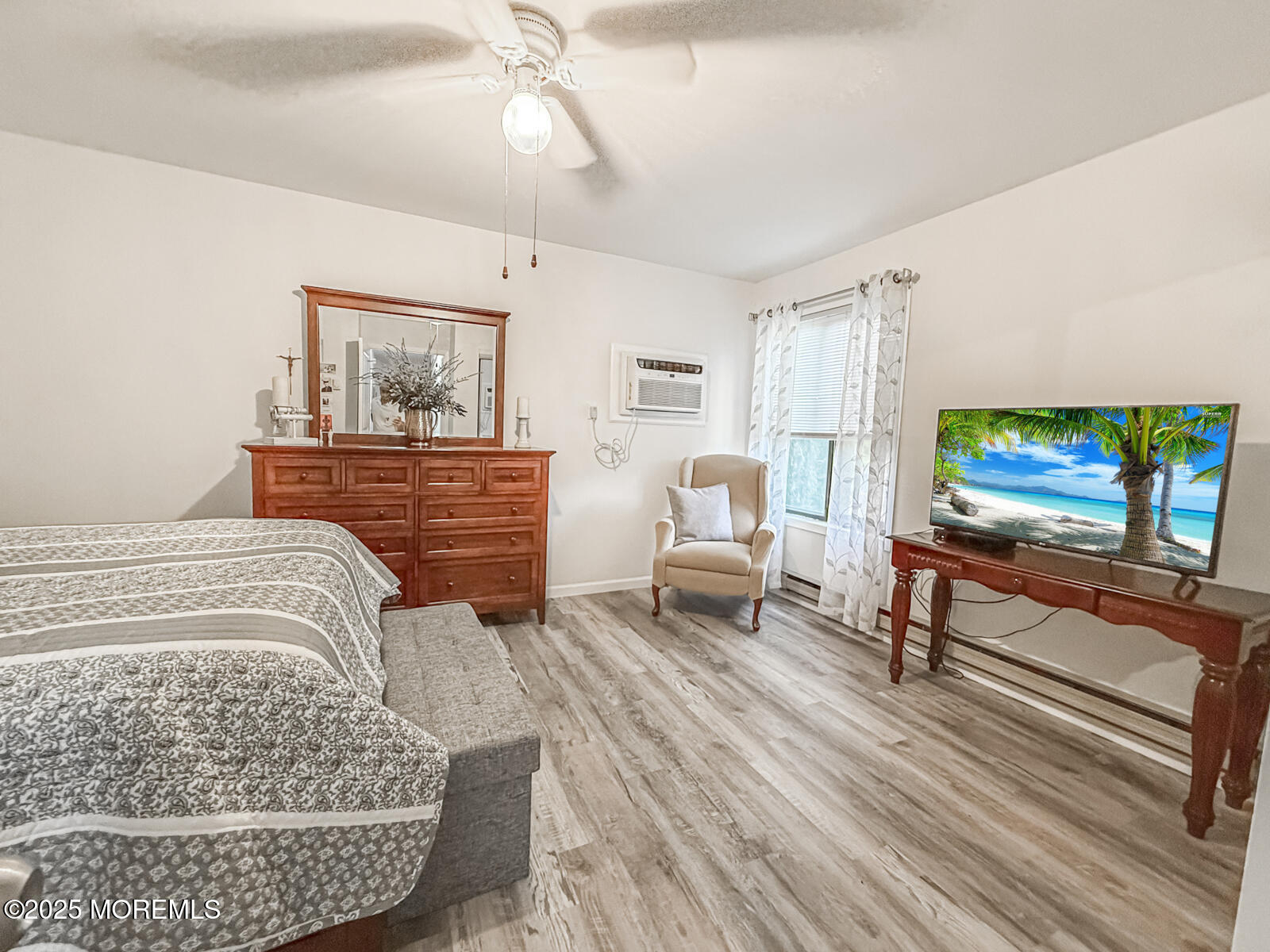 41 Meadow Green Circle, Unit E Manalapan, NJ 07726 - Photo 12 of 14 WhatsApp Image 2025-09-29 at 5.43.57 PMK