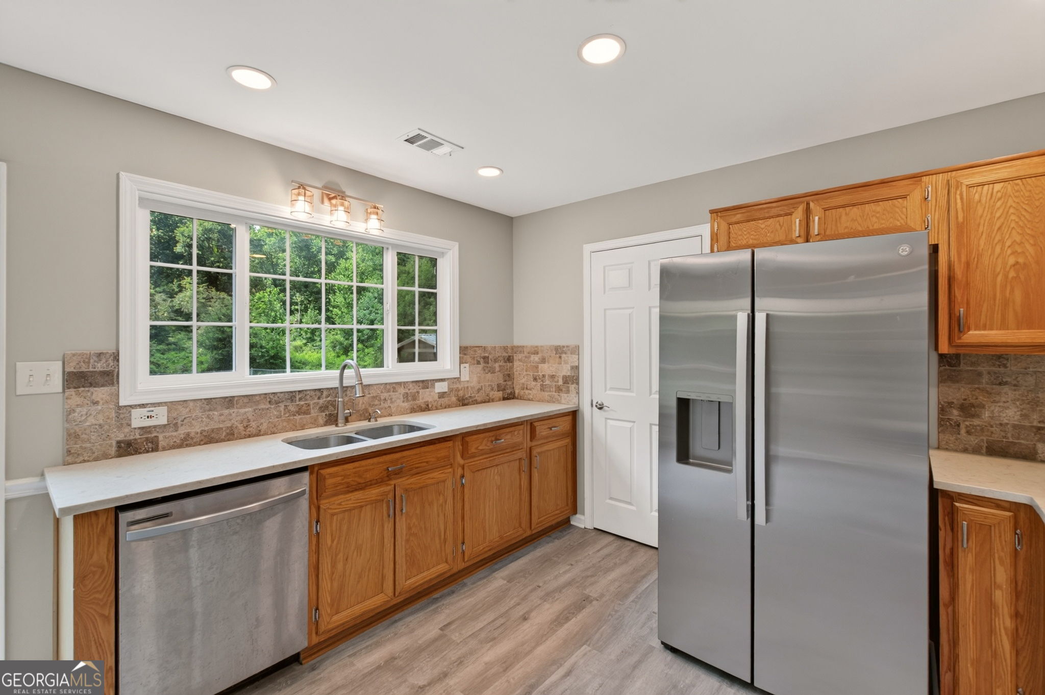 135 Riverside Court Sharpsburg, GA 30277 - Photo 22 of 34 Gallery Image 22
