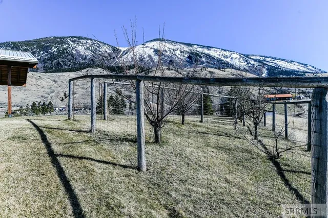 $450,000 | 33 North Primrose Drive, Salmon, ID 83467