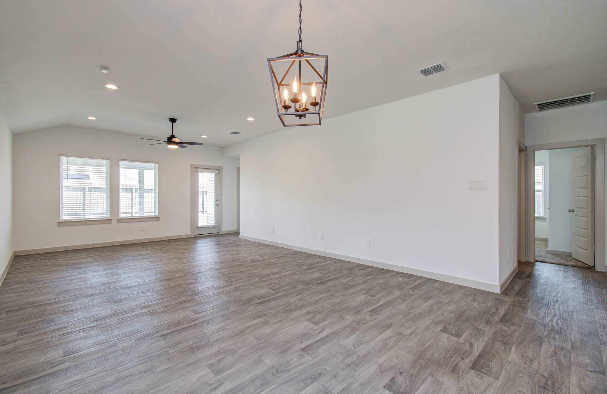14543 Raintree Drive Baytown, TX 77523 - Photo 22 of 37 Primary suite access in the back right corner!