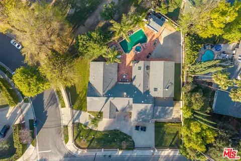 $2,495,000 | 19717 Wells Drive, Woodland Hills, CA 91364