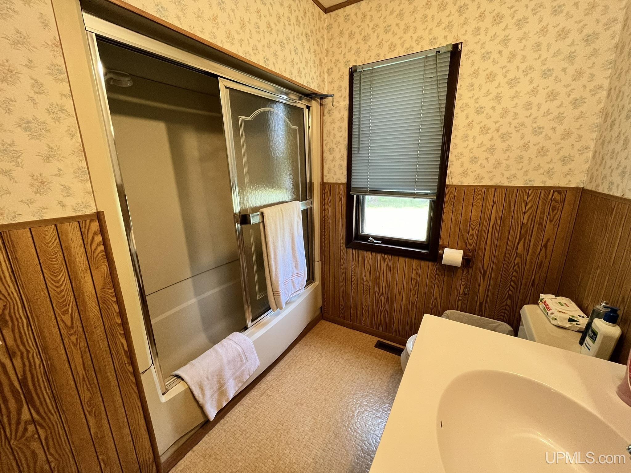 943 Shunk Road Manistique, MI 49854 - Photo 11 of 43 Gallery Image 11