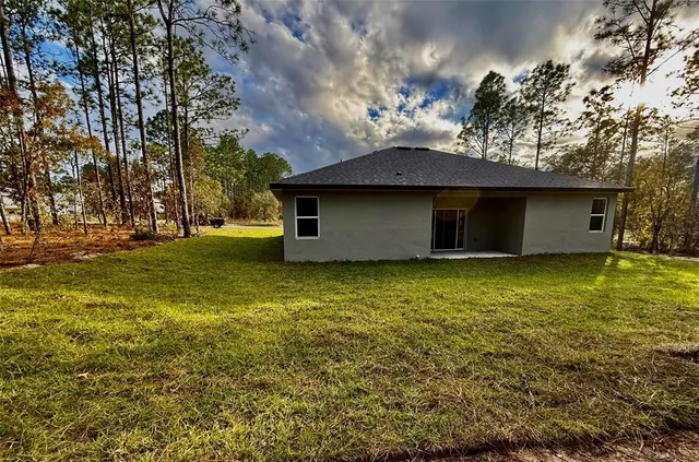 $304,900 | 1575 West Lamplighter Street, Citrus Springs, FL 34434