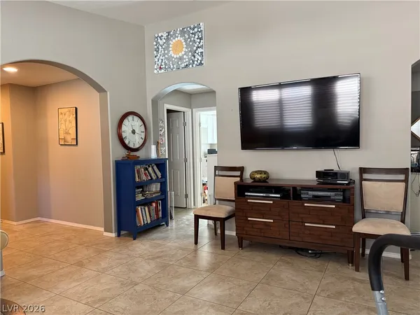 $2,400 | 5841 Montina Vines Street, North Las Vegas, NV 89081