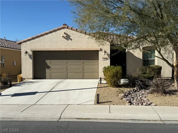 $2,400 | 5841 Montina Vines Street, North Las Vegas, NV 89081