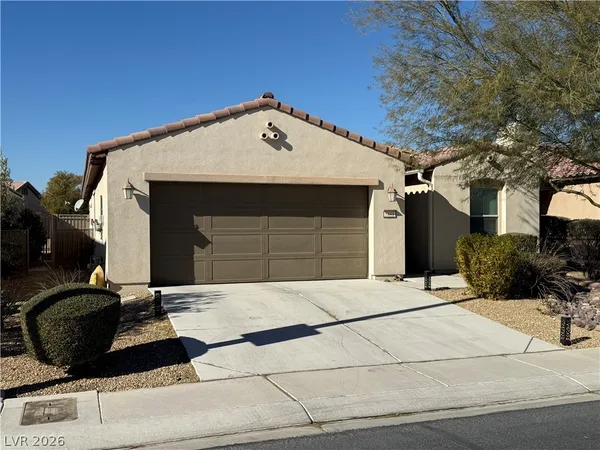 $2,400 | 5841 Montina Vines Street, North Las Vegas, NV 89081