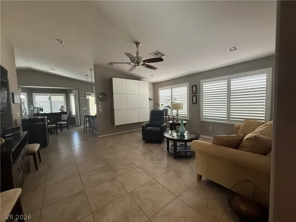 $2,400 | 5841 Montina Vines Street, North Las Vegas, NV 89081